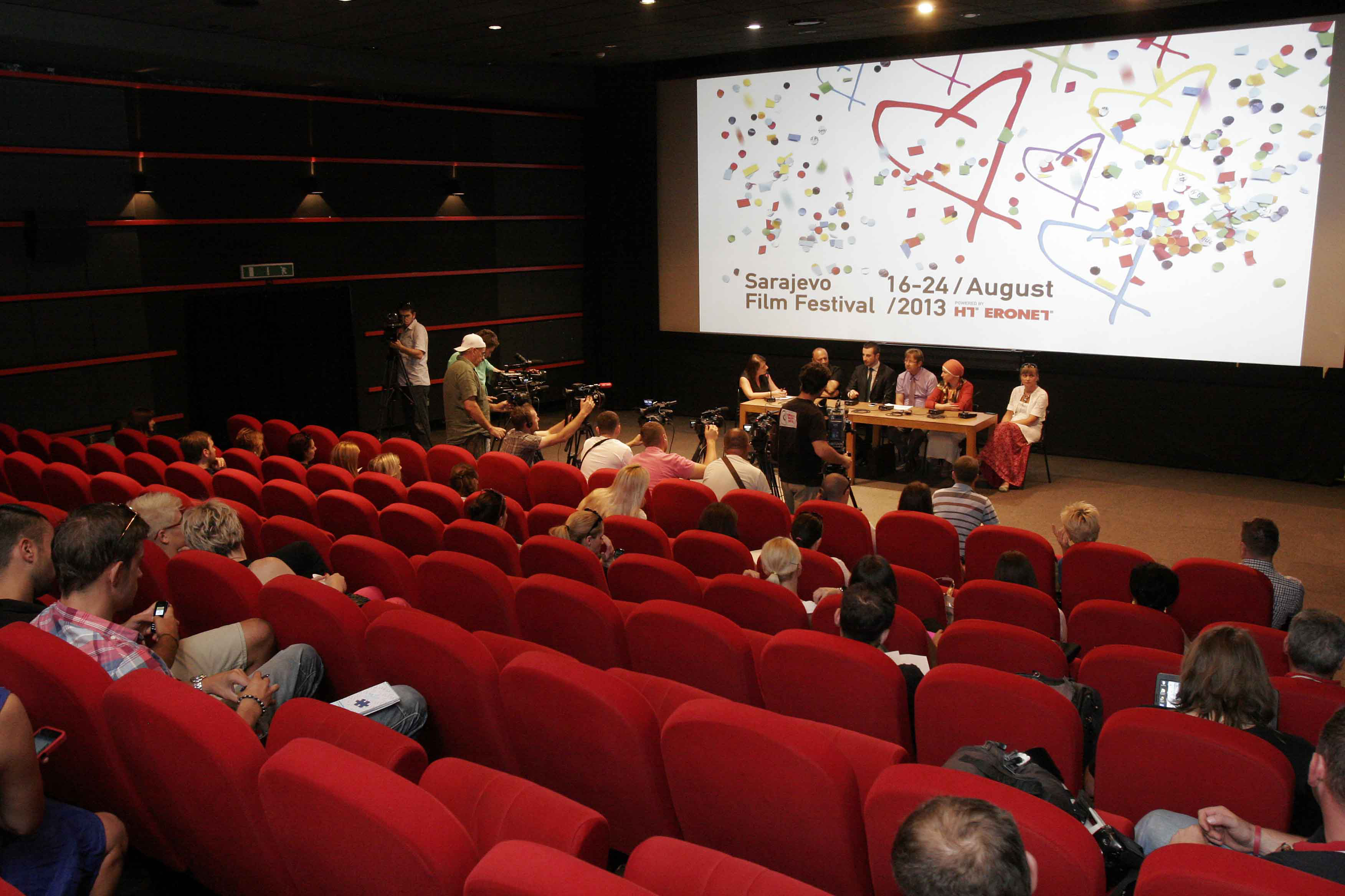 Sarajevo, 13.08.2013 - Ovogodinji Sarajevo Film Festival (SFF) koji se odrava od 16. do 24. kolovoza ponudit æe publici filmska ostvarenja vrhunske kvalitete, najavio je u utorak direktor SFF-a Mirsad Purivatra.
foto FaH/ Fena/ ds