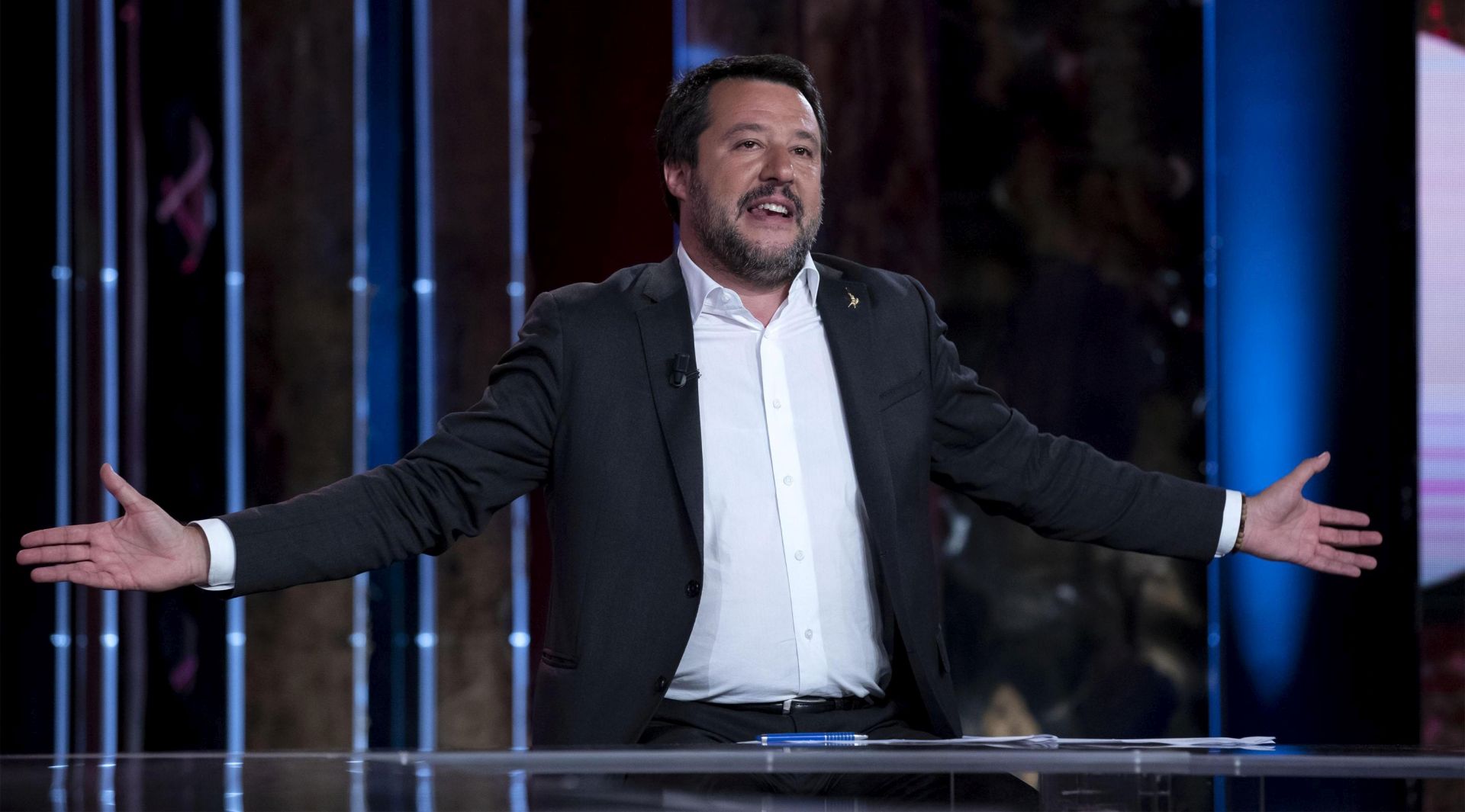 epa07537018 Italian Deputy Premier and Interior Minister, Matteo Salvini, attends the Raidue Italian program 'Povera Patria' in Rome, Italy, 29 April 2019.  EPA/MASSIMO PERCOSSI