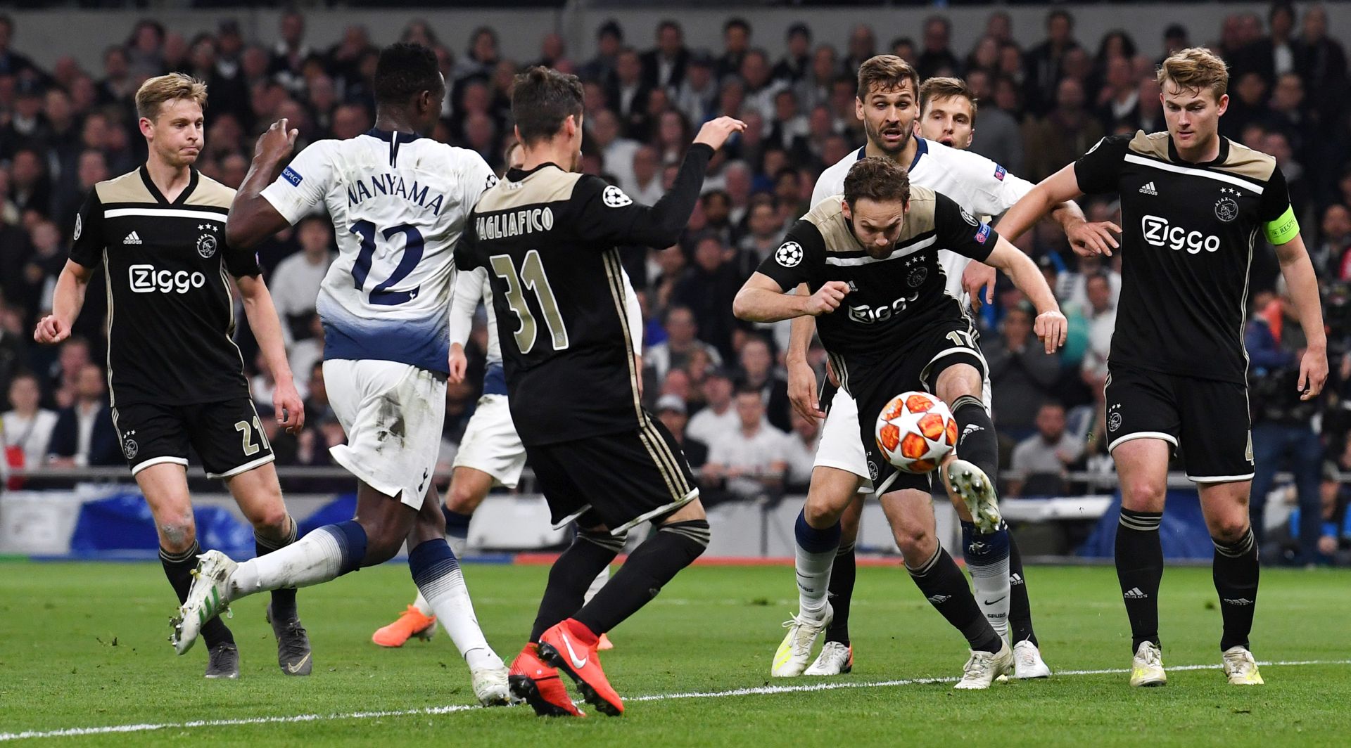 epa07538907 Daley Blind of Ajax Amsterdam makes a clearance during the UEFA Champions League semi final 1st leg match between Tottenham Hotspur and Ajax Amsterdam, London, 30 April 2019.  EPA/NEIL HALL