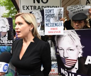 epa07540228 Barrister Jennifer Robinson, one of the lawyers on Julian Assange’s legal team, speaks to reporters outside Southwark Crown Court in London, Britain, 01 May 2019. The Wikileaks co-founder Julian Assange has been sentenced to 50 week in prison for breaching his bail conditions. Assange was found guilty of breaching the Bail Act in April after his arrest after spending seven year in the Ecuadorian Embassy in London.  EPA/FACUNDO ARRIZABALAGA