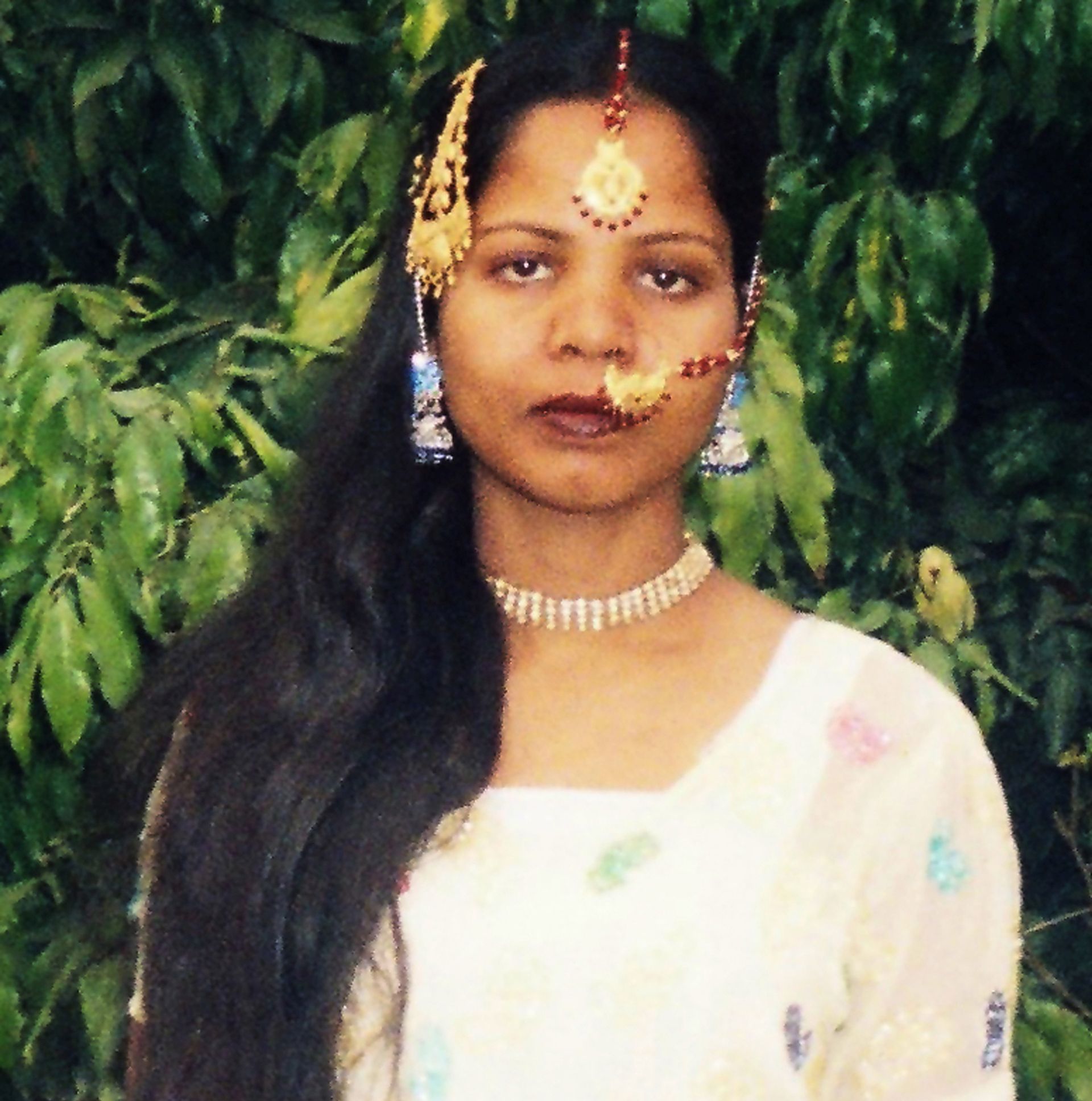 epa07555062 (FILE) - An undated handout file photo made available by the family shows Asia Bibi, a Christian woman who was accused of blasphemy, after Supreme Court annulled her death sentence for allegedly insulting the Prophet Muhammad in 2009, in Nankana, Pakistan (reissued 08 May 2019). Pakistani officials said on 08 May 2019 that Pakistani Christian woman Asia Bibi has left the country, without revealing her destination. Bibi, a mother of five, was sentenced to death in 2010 for blasphemy but was later acquitted in 2018 by the country's Supreme Court. She had always maintained her innocence.  EPA/BIBI FAMILY / HANDOUT  HANDOUT EDITORIAL USE ONLY/NO SALES *** Local Caption *** 54740845