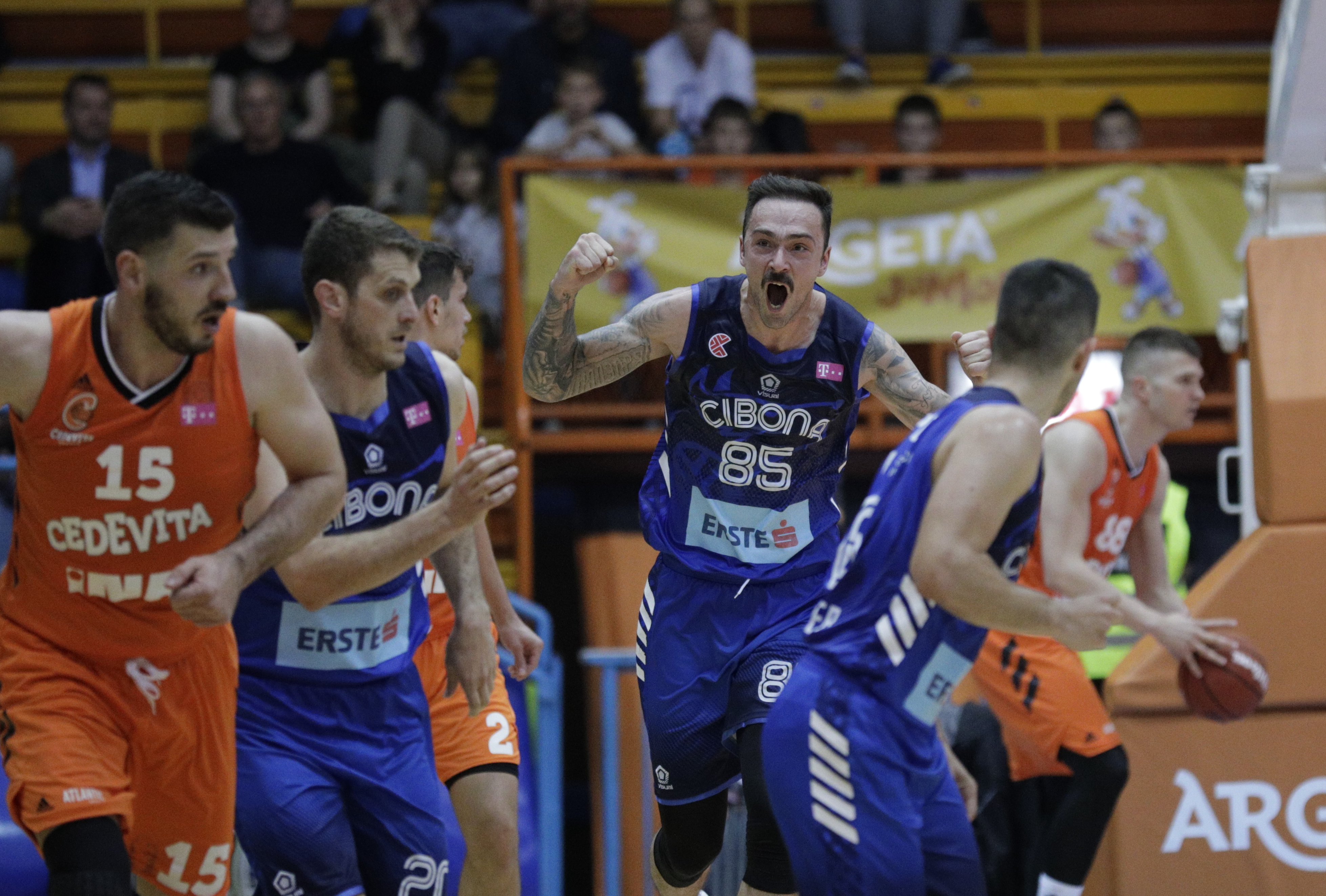 Zagreb 28.05.2019. - U tre?oj utakmici finala doigravanja prvenstva Hrvatske za ko?arka?e sastali su se Cedevita i Cibona. Na slici Damir Markota (85) Cibona.foto HINA/ Tomislav PAVLEK