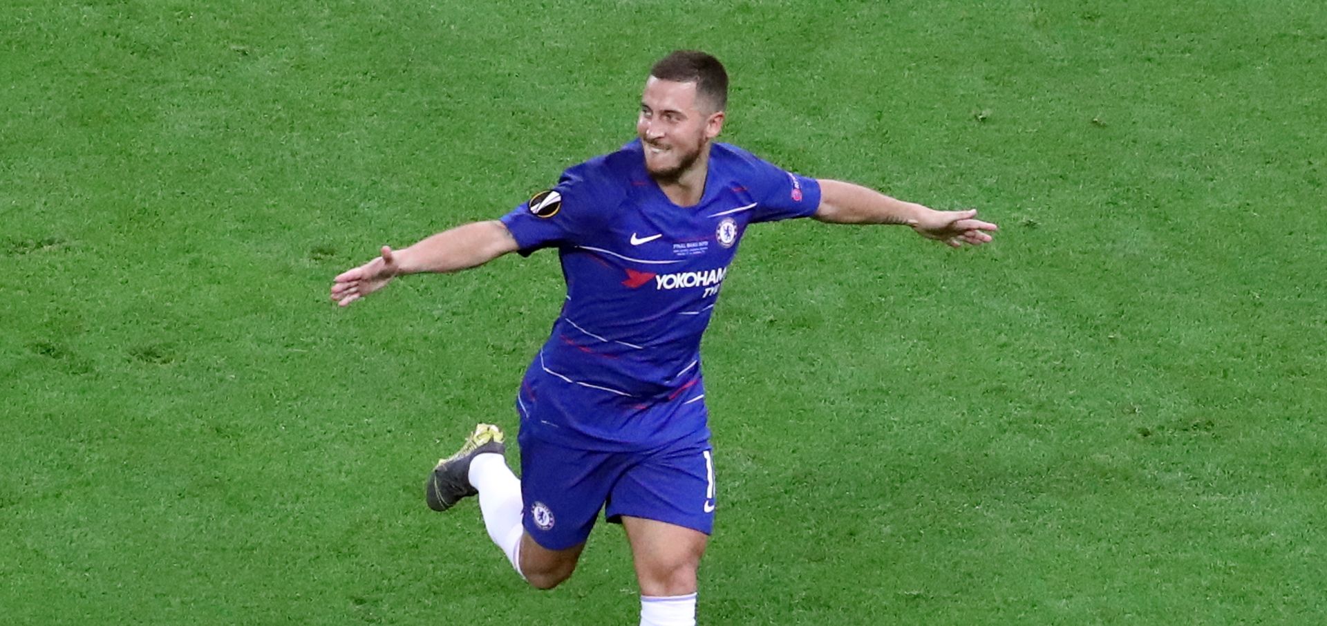 epa07611226 Eden Hazard of Chelsea celebrates scoring the 4-1 goal during the UEFA Europa League soccer final between Chelsea FC and Arsenal FC at the Olympic Stadium in Baku, Azerbaijan, 30 May 2019.  EPA/ZURAB KURTSIKIDZE