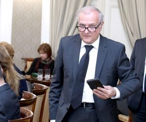02.05.2019., Zagreb - Vlada RH je na svojoj 155. sjednici, uz ostalo, raspravljala o koristenju europskih strukturnih i investicijskih fondova i pretpristupnih programa pomoci Europske unije. Ministar pravosudja  Drazen Bosnjakovic.
Photo: Patrik Macek/PIXSELL