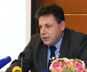 05.02.2018., Zagreb - U hotelu Dubrovnik odrzalo se svecano otvaranje projekta Pravosudne akademije, Uvodjenje i provedba programa edukacije iz podrucja stranih jezika za pravosudne duznosnike, savjetnike i sluzbenike u pravosudju. Ministar pravosudja Drazen Bosnjakovic, predsjednik Vrhovnog suda Republike Hrvatske Djuro Sessa, ravnateljica Pravosudne akademije Andrea Posavec Franic, voditeljica projekta
 Nella Popovic.
Photo: Marko Lukunic/PIXSELL