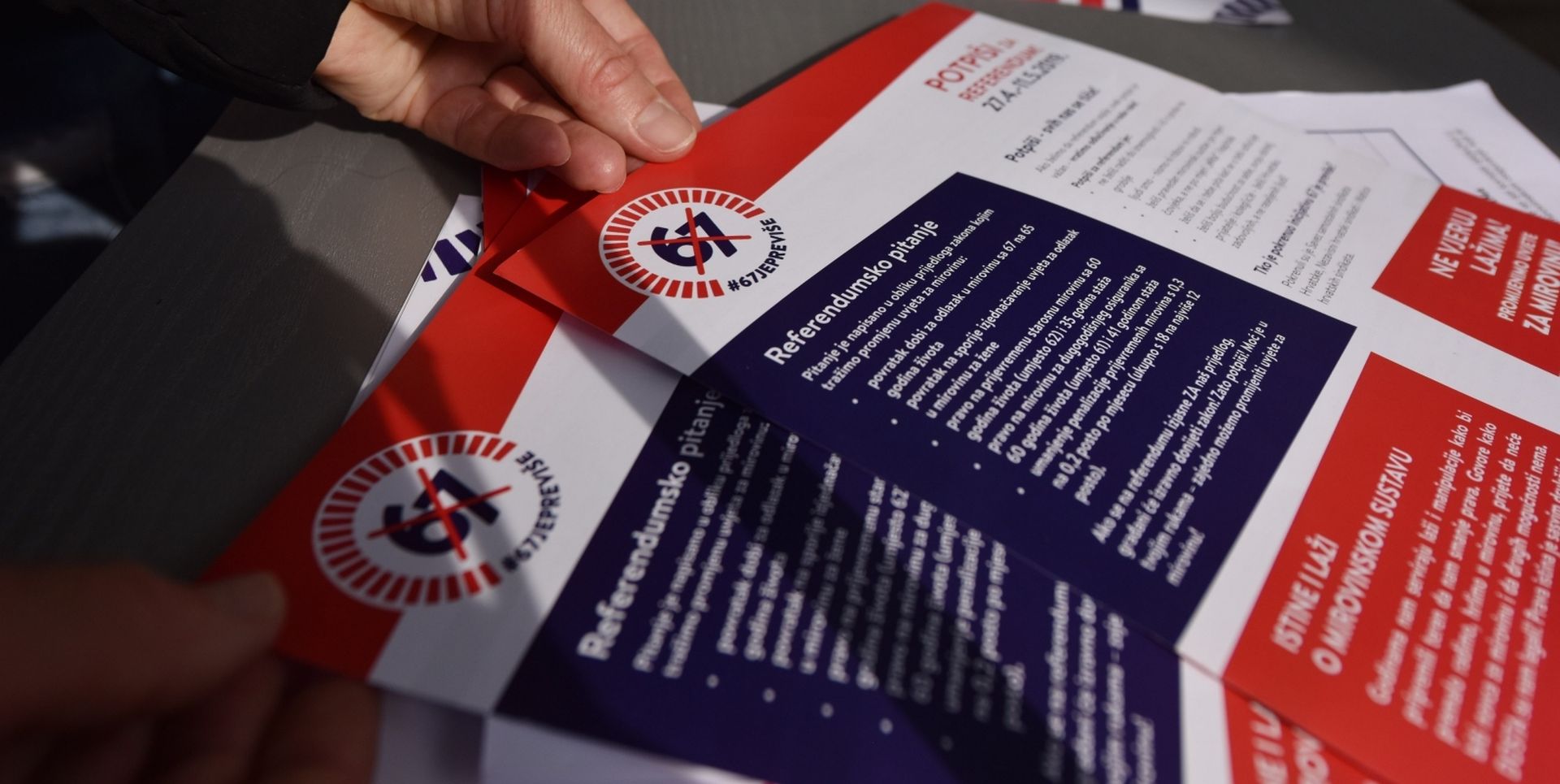 08.05.2019., Sibenik - Sindikati jos uvijek prikupljaju potpise za referendum 67 je prvise.

Photo: Hrvoje Jelavic/PIXSELL