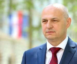 08.05.2019., Zagreb - Konferencija za medije kandidacijske liste grupe biraca nositelja kandidacijske liste Mislava Kolakusica. Tema konferencije za medije je zahtjev za  razrjesenje Djure Sesse s duznosti predsjednika Drzavnoga izbornog povjerenstva. Photo: Goran Stanzl/PIXSELL