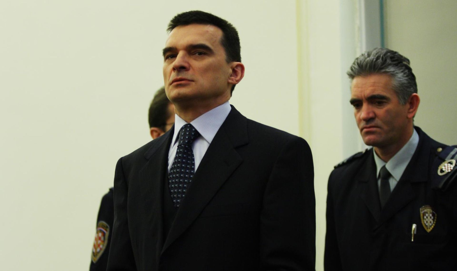 19. 01. 2009.,Zagreb, Hrvatska - Zrinjevac, sudjenje generalu Vladimiru Zagorcu na zupanijskom sudu u Zagrebu, svjedocio Hrvoje Petrac
Photo: Tomislav Miletic/24sata