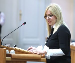 09.05.2019., Zagreb - Sabor je 12. sjednicu nastavio raspravom o izvjescu o radu pravobraniteljice za djecu za 2018. godinu. Helenca Pirnat Dragicevic.
Photo: Patrik Macek/PIXSELL