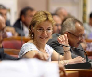 17.07.2009., Zagreb, Hrvatska - Markov trg, Sabor RH. Izvanredna 12. sjednica na kojoj se glasa o raspravljenim tockama, a medu njima i rebalansu drzavnog proracuna. Vesna Pusic. 
Photo: Sanjin Strukic/24sata