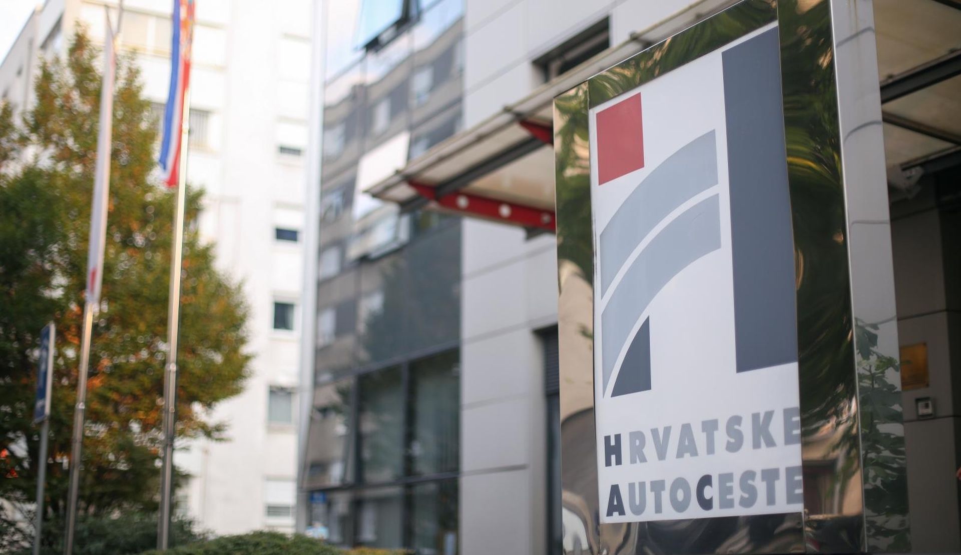 Zgrada Hrvatskih autocesta 09.10.2018., Zagreb - Zgrada Hrvatskih autocesta u Sirolinoj ulici broj 4. 
Photo: Luka Stanzl/PIXSELL