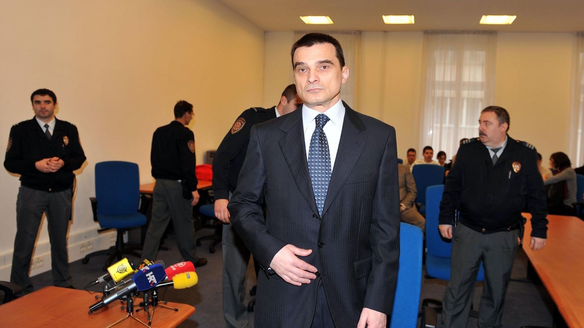11.11.2009.,Zagreb - Zrinjevac, Zupanijski sud, sudjenje u kojem je optuzen Nikica Jelavic, Vladimir Zagorec kao svjedok na sudjenju Nikici Jelavicu, 
Photo: Goran Stanzl/PIXSELL