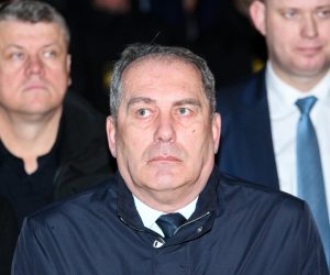 Sarajevo: Komemoracija za ubijenog policajca Mahira Begića 12.02.2019, Sarajevo, Bosna i Hercegovina - U prostorijama Doma policije odrzana je komemoracija za policajca Mahira Begica kojeg je ubio Edin Gacic za kojim jos uvijek traje potraga. Ministar bezbjednosti Bosne i Hercegovine Dragan Mektic. 

Photo: Armin Durgut/PIXSELL