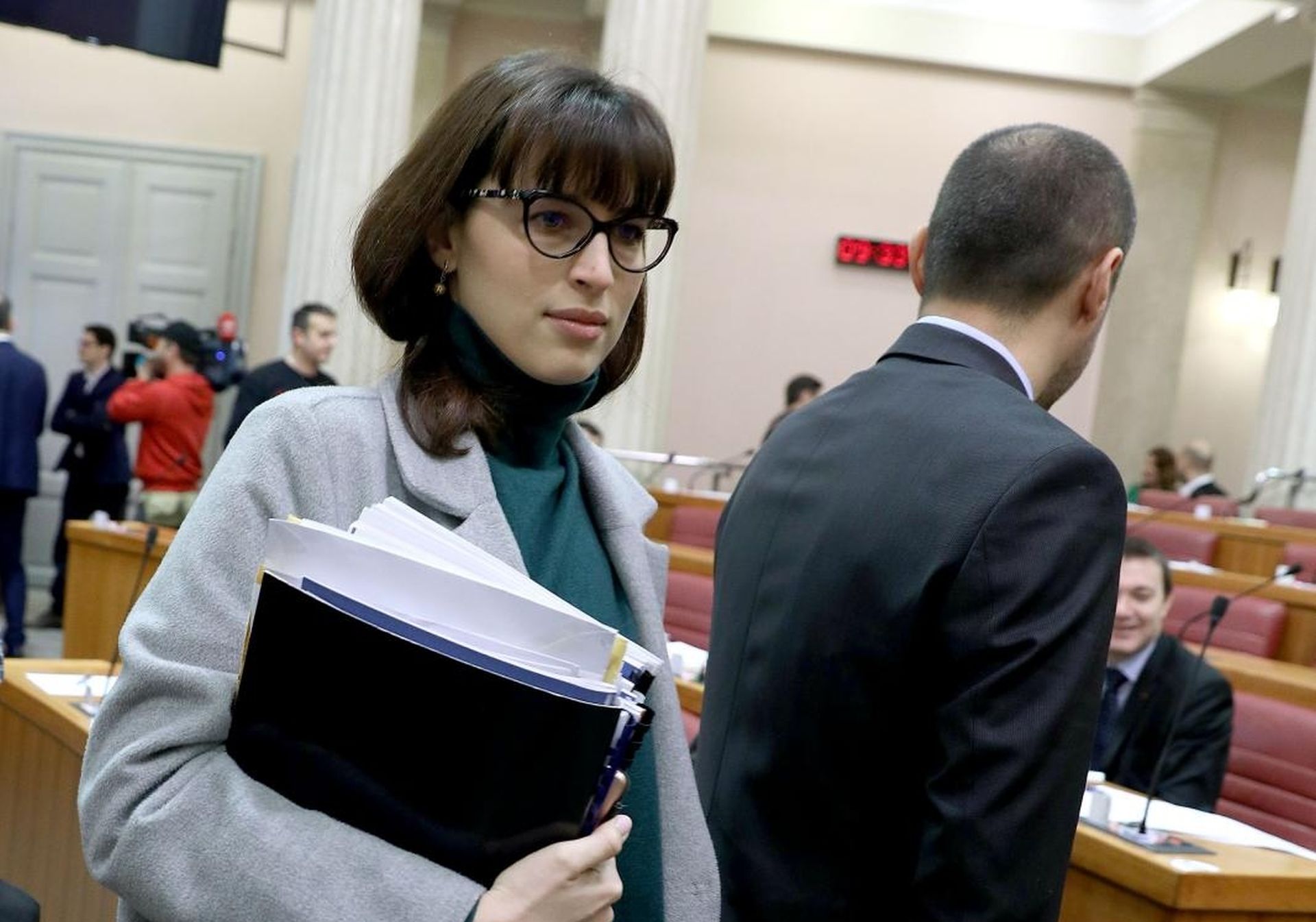 17.01.2018., Zagreb - Aktualnim prijepodnevom Sabor je nakon zimske stanke poceo 7 sjednicu. Zenski dio Vlade odlucio se za konzervativne odjevne kombinacije. Tena Misetic. Photo: Patrik Macek/PIXSELL