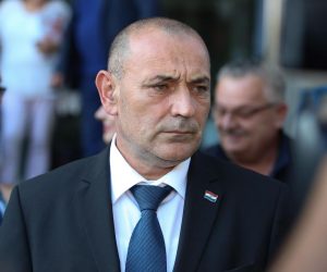 18.09.2018., Zagreb - Predstavnici braniteljskih udruga u Ministarstvu hrvatskih branitelja stigli su na poziv ministra Tome Medveda, kako bi razgovarali o najavljenom prosvjedu u Vukovaru zbog nerjesavanja ratnih zlocina te zahtjevu dijela udruga za ocitovanjem saborskog zastupnika SDSS-a Milorada Pupovca o Domovinskom ratu i odnosima RH i Srbije. 
Photo: Matija Habljak/PIXSELL