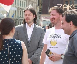 24.05.2019., Zagreb - Zavrsno obracanje medijima od strane Zivog zida na trgu Bana Josipa Jelacica.Ivan Vilibor Sincic, Tihomir Lukanic
Photo: Matija Habljak/PIXSELL