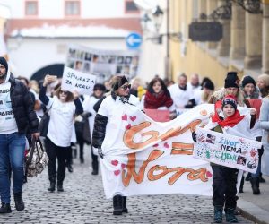 Zagreb: Prosvjed "Spinraza za sve" na Trgu. sv. Marka 26.01.2019., Zagreb - U organizaciji udruge roditelja vitalno ugrozene djece "Kolibrici" na Trgu svetog Marka odrzan je prosvjed "Spinraza za sve" zbog diskriminacije u lijecenju oboljelih od spinalne misicne atrofije. Photo: Igor Soban/PIXSELL
