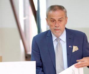 26.05.2019., Zagreb - Predsjednik BM 365 - Stranke rada i solidarnosti Milan Bandic u pratnji supruge i psa izasao je na biraliste i dao svoj glas na izborima za Europski parlament. Photo: Tomislav Miletic/PIXSELL