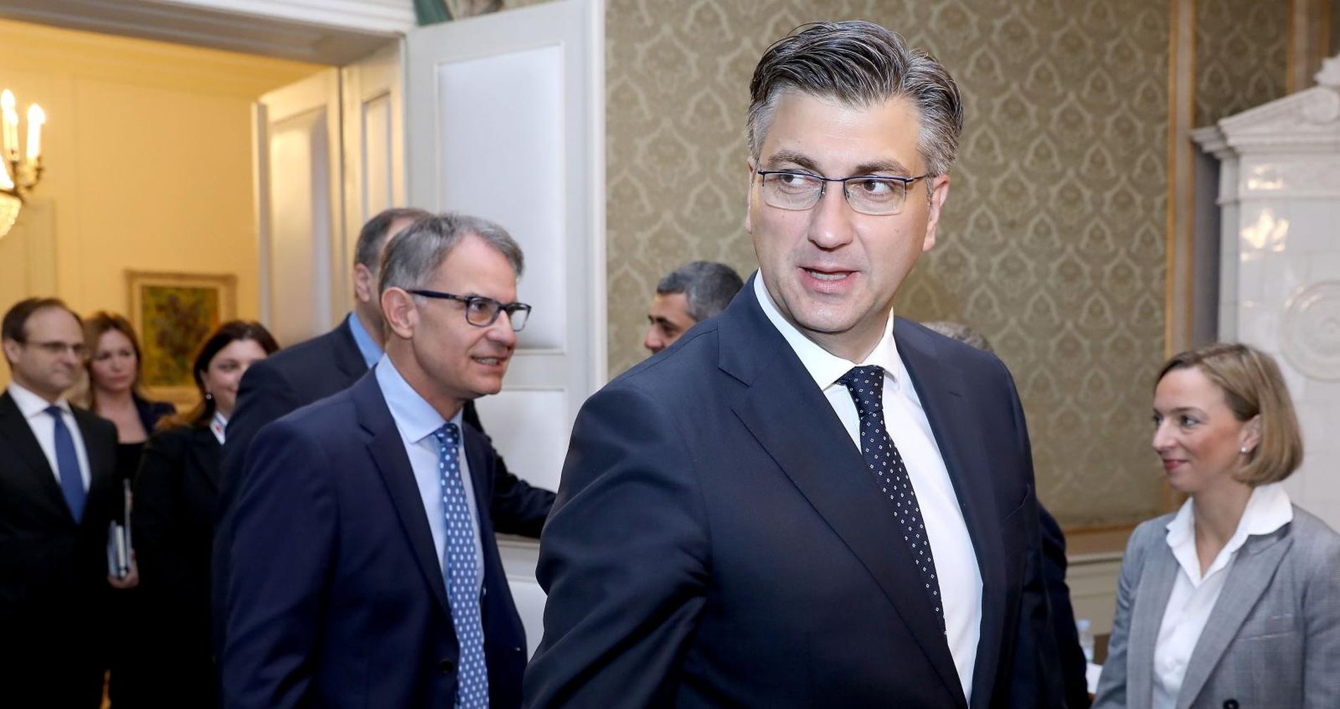 28.05.2019., Zagreb - Predsjednik Vlade Andrej Plenkovic primio je u Banskim dvorima glavnog tajnika UNWTO-a , Zuraba Pololikashvilija.
Photo: Patrik Macek/PIXSELL