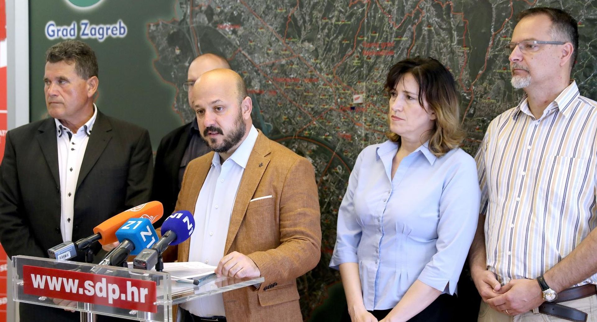 28.05.2019., Zagreb - U sjedistu gradskog SDP-a odrzana je konferencija za medije na kojoj je Gordan Maras komentirao rezultate europskih izbora.
Photo: Patrik Macek/PIXSELL
