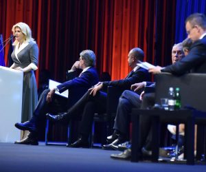 Ljubljana, 05.06.2019 - Panel raspravom o energetici, u srijedu popodne u Ljubljani je zapoèeo poslovni forum koji paralelno prati summit drava sudionica Inicijative triju mora, najveæi meðunarodni dogaðaj u Sloveniji u zadnjih desetak godina, na kojemu sudjeluje vie od esto sudionika iz 40-ak drava, meðu njima i predsjednica Hrvatske Kolinda Grabar Kitaroviæ.foto HINA/ Ured predsjednice/ ik