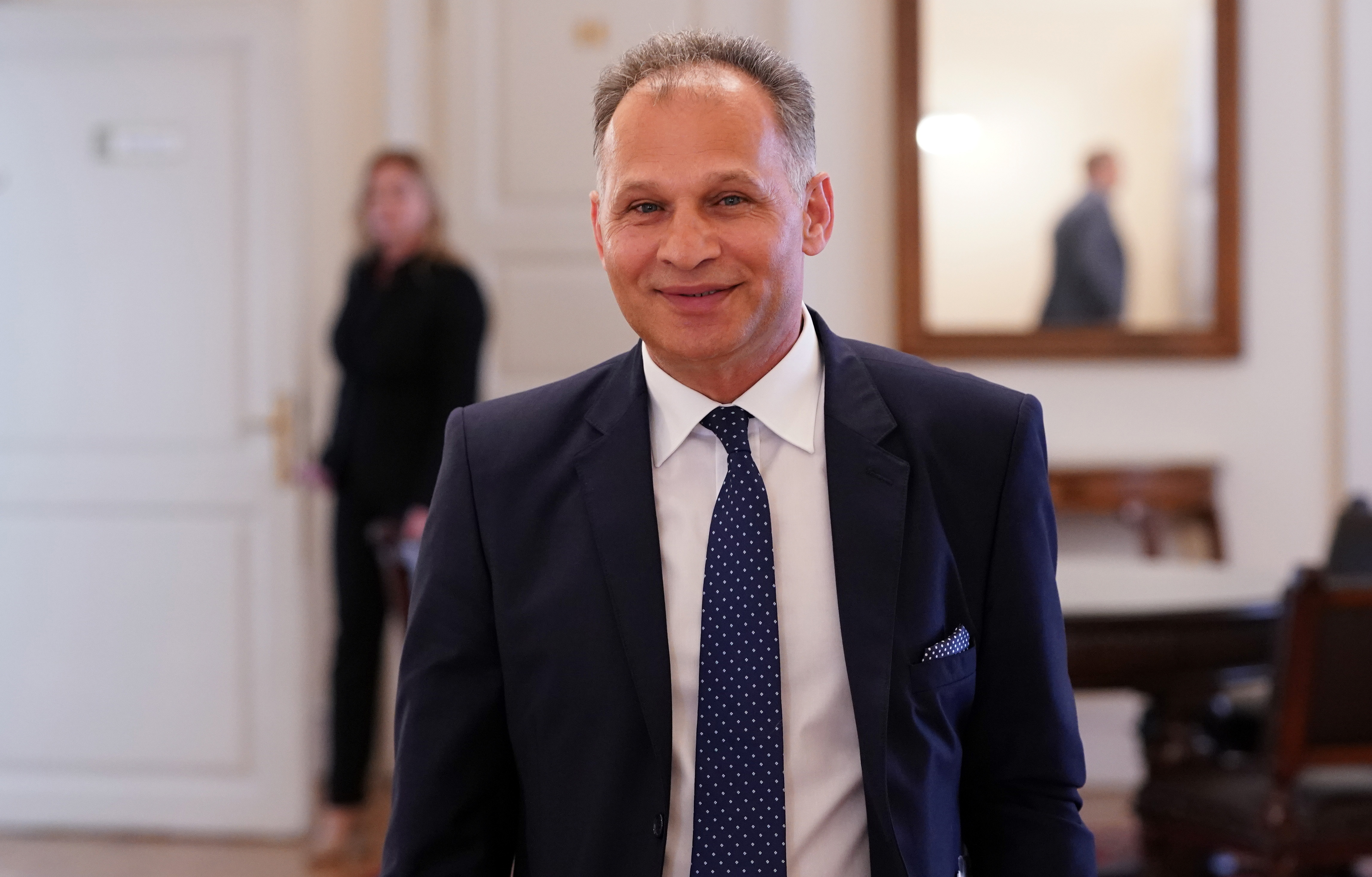 Zagreb, 13.06.2019 - Predsjednik Vlade Andrej Plenkoviæ primio je zastupnika u Hrvatskom saboru Veljka Kajtazija i predstavnike Saveza Roma u Republici Hrvatskoj "Kali Sara". Na slici Veljko Kajtazi.
foto HINA/ Damir SENÈAR/ ds