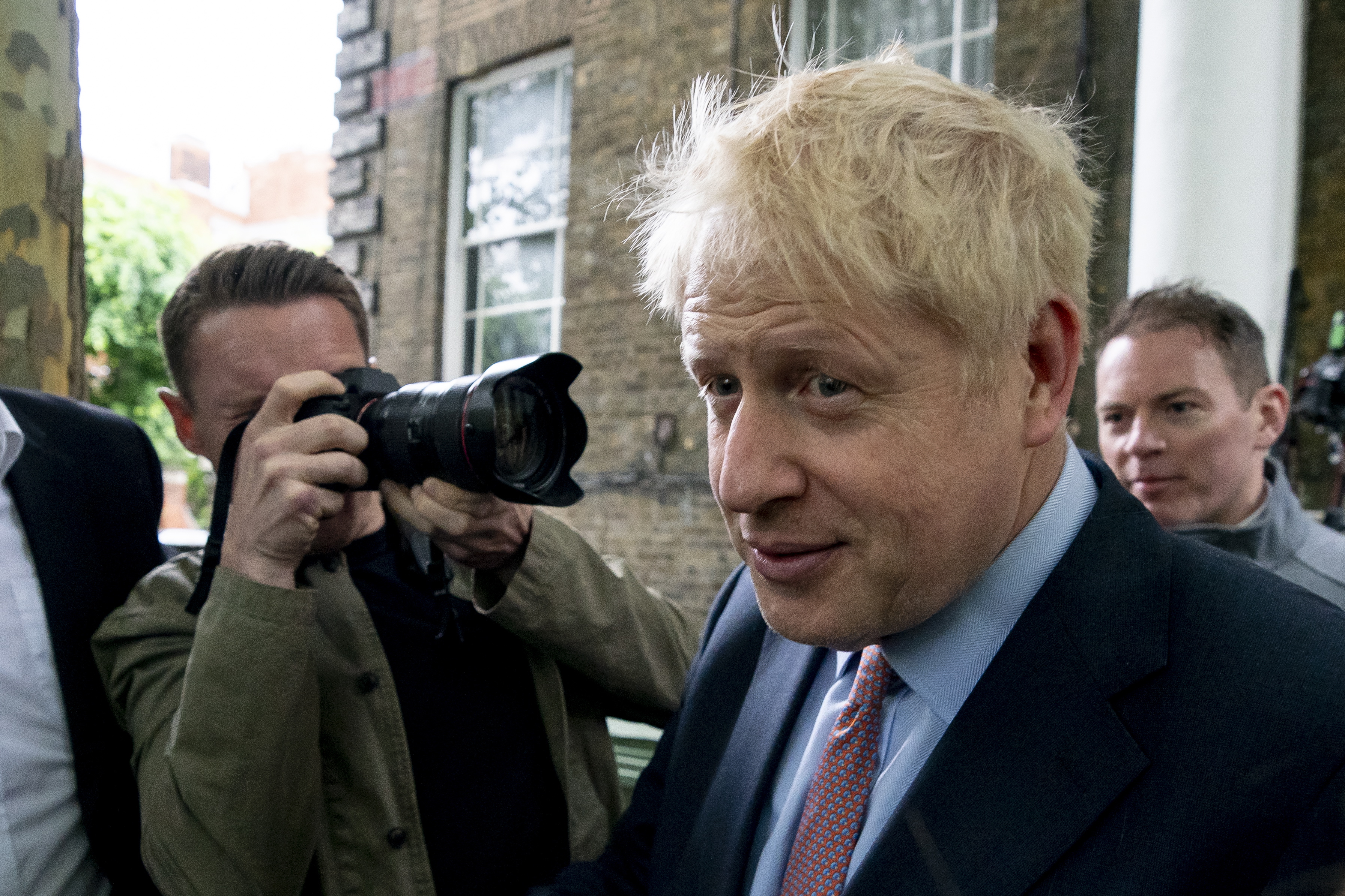 epa07647362 Conservative party leadership candidate Boris Johnson leaves his home in London, Britain, 14 June 2019. Johnson won the first round of voting by Conservative MPs on 13 June. Ten MPs were running for the party's leadership to replace the resigning Conservative Leader and Prime Minister. Candidates needed to secure at least 17 votes in the first round, eventually leading to a run-off between two Tory candidates.  EPA/WILL OLIVER