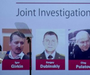 epa07657675 Fred Westerbeke of the Joint Investigation Team (JIT) at the press conference of the JIT on the ongoing investigation of the Malaysia Airlines MH17 crash in 2014, in Nieuwegein, The Netherlands, 19 June 2019. Reports state that Dutch prosecutors are to put four people on trial for murder next year over the shooting down of flight MH17 over Ukraine, in which 298 people were killed. The alleged suspects named are Igor Girkin, Oleg Pulatov, Sergey Dubinskiy, Leonid Kharchenko.  EPA/ROBIN VAN LONKHUIJSEN