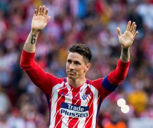 epa07662868 (FILE) - Atletico Madrid forward Fernando Torres waves to fans after playing his last game for the club in a LaLiga soccer match between Atletico and Eibar at Wanda Metropolitano stadium in Madrid, Spain, 20 May 2018 (re-issued on 21 June 2019). Torres announced on Twitter on 21 June that he retires from professional soccer after 18-year career. Torres, currently playing for Sagan Tosu of Japan, will hold a press conference in Tokyo on the upcoming 23 June to give further details of his decision.  EPA/Rodrigo Jimenez