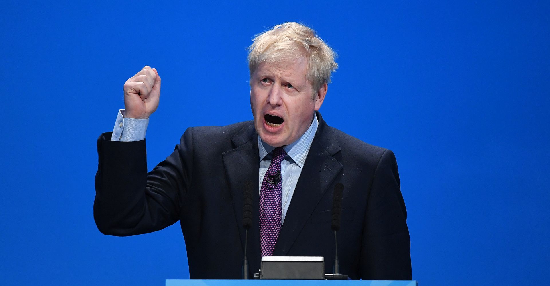 epaselect epa07666282 Former British Foreign Secretary Boris Johnson delivers a short speech to Conservative Party members at the Conservative Party leadership hustings in Birmingham, Britain, 22 June 2019. Boris Johnson and Foreign Secretary Jeremy Hunt are vying to become Britain's next Prime Minister.  EPA/ANDY RAIN