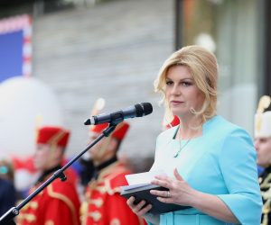 Zagreb, 25.06.2019. - Sveèani prijam predsjednice Republike Kolinde Grabar-Kitaroviæ u prigodi Dana dravnosti Republike Hrvatske. Na fotografiji Kolinda Grabar-Kitaroviæ. foto HINA/ Lana SLIVAR DOMINIÆ/ lsd
