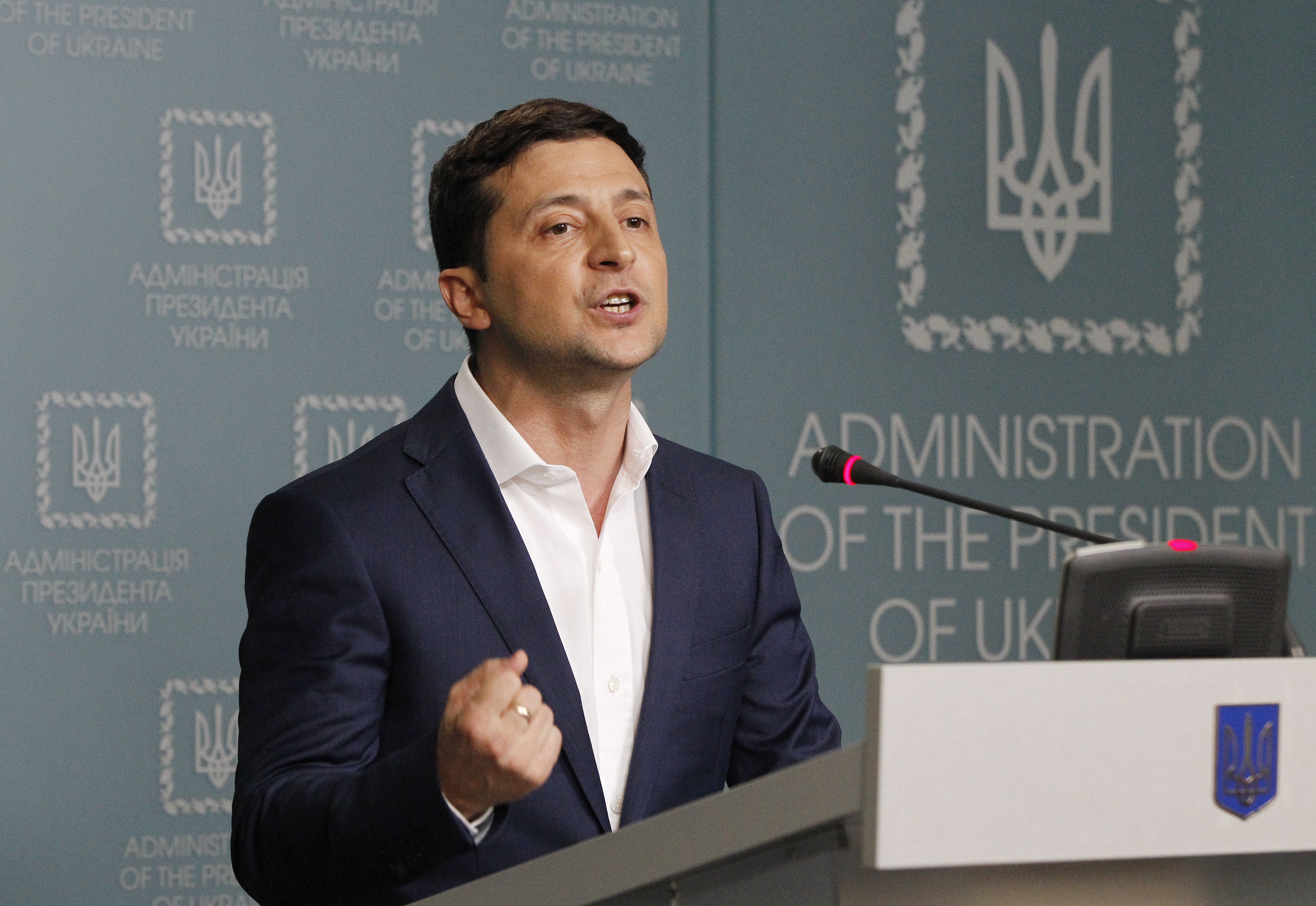 epa07677692 Ukrainian President Volodymyr Zelensky speaks during his press conference in Kiev, Ukraine, 27 June 2019. Ukrainian President Volodymyr Zelensky urged Russian President Vladimir Putin to release 24 Ukrainian sailors seized in November 2018 near the Kerch Strait.  EPA/STEPAN FRANKO