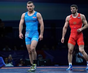 Minsk, 29.06.2019 - Hrvatski hrvaè Ivan Hulek pobjedom u èetvrt finalu natjecanja u hrvanju grèko-rimskim stilom do 87kg protiv Bekkhanom Ozdoevo iz Rusije na 2. Europskim igrama Minsk 2019, plasirao se u polufinale natjecanja.
foto HINA/ Damir SENÈAR/ ds