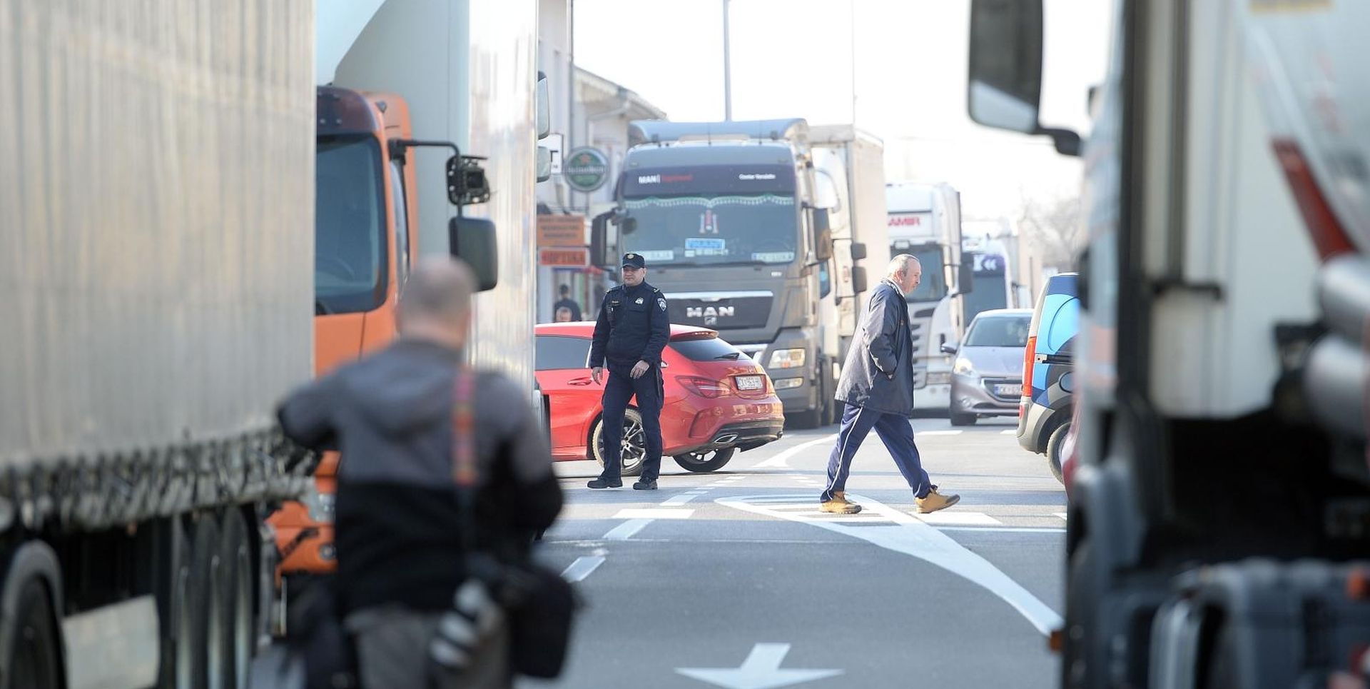 Mursko Središće: Prosvjed zbog zabrane kamionskog prometa kroz centar grada 01.03.2019., Mursko Sredisce - Prosvjed auto prijevoznika zbog zabrane kamionskog prijevoza kroz grad. Photo: Vjeran Zganec Rogulja/PIXSELL