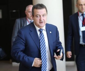 11.06.2018., Podstrana - Srbijanski ministar vanjskih poslova Ivica Dacic dolazi u hotel Le Meridien Lav na sastanak ministara vanjskih poslova Srednjoeuropske inicijative. Photo: Ivo Cagalj/PIXSELL