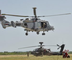 12.06.2019., Zemunik - Povodom odrzavanja multinacionalne vojne vjezbe Swift Response 19, u vojarni "Pukovnik Mirko Vukusic" u Zemuniku nalazi se vojna oprema britanskih i francuskih oruzanih snaga koja se koristi za provodjenje vojne vjezbe SR19. Trenutno se u vojarni nalazi vise od 500 pripadnika britanskih i francuskih oruzanih snaga s oko 170 vozila i 15 helikoptera, kao i deset pripadnika Hrvatske vojske s tri vozila. Britanske zracne snage stigle su u Zemunik s helikopterima CH-17 Chinook, AH-64 Apache i AW-159 Wildcat, a francuske zracne snage predstavljaju helikopteri NH 90 Caiman te EC-665 Tiger. AW-159 Wildcat.
Photo: Dino Stanin/PIXSELL