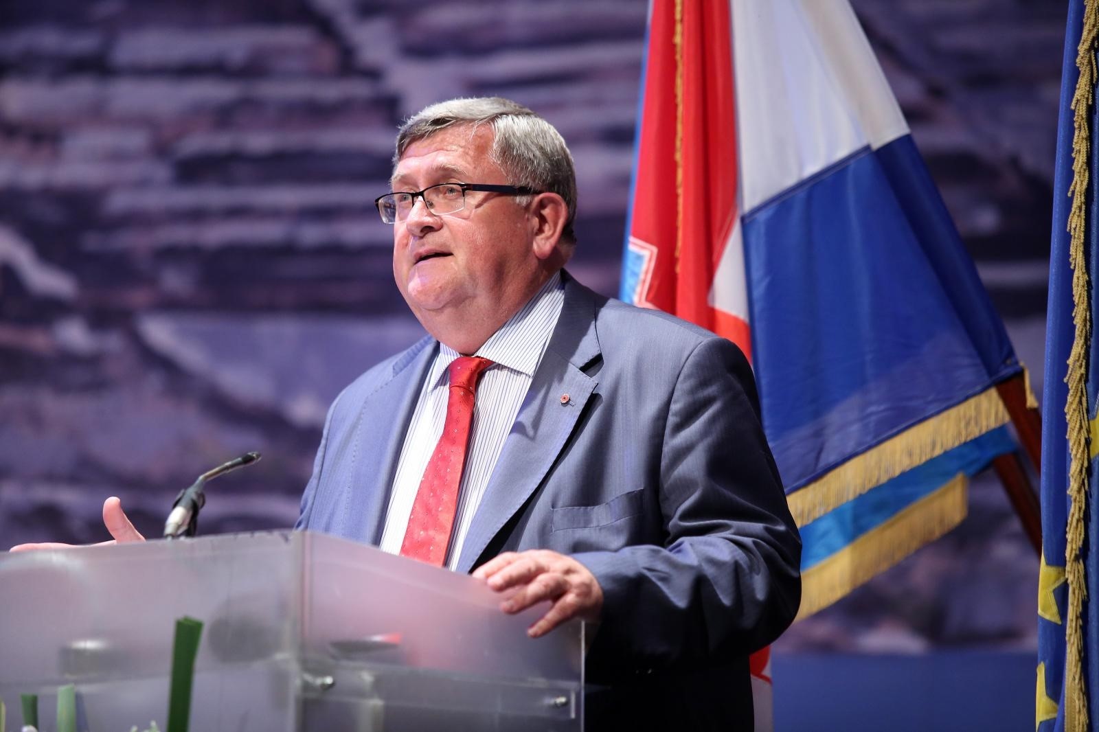 12.06.2019., Rijeka   - Povodom Dana sv. Vida, odrzala se Svecana sjednica Gradskog vijeca Grada Rijeke. U programu svecanosti prigodnim govorima obratili su se gradonacelnik Rijeke Vojko Obersnel, predsjednik Gradskog vijeca Grada Rijeke Andrej Poropat, rijecki nadbiskup i metropolit mons.dr. Ivan Devcic. Urucene su i zlatne plakete "Grb grada Rijeke" osobama povodom njihovog doprinosa zajednici u kojoj zive.  Photo: Nel Pavletic/PIXSELL