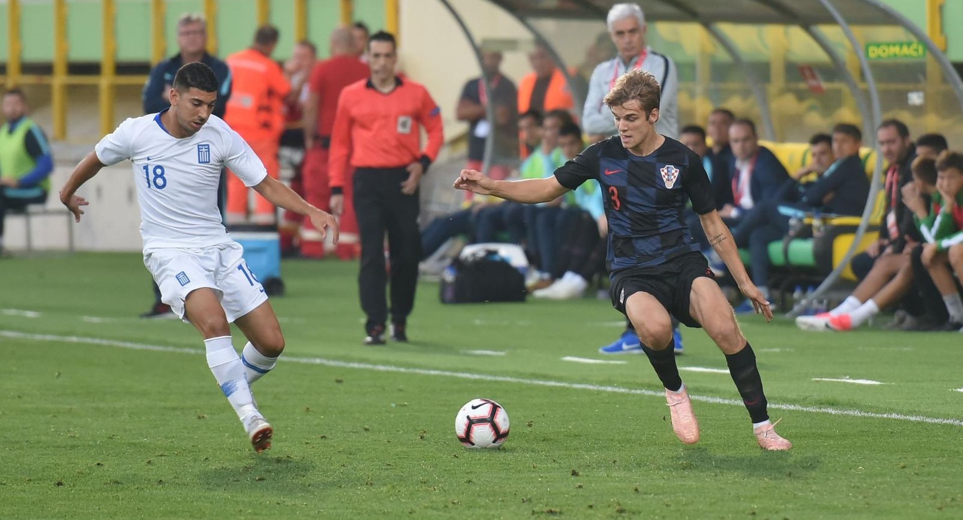 12.10.2018., stadion Aldo Drosina, Pula - Kvalifikacijska utakmica ua U-21  Europsko prvenstvo, Hrvatska - Grcka. Dimitris Liminios, Borna Sosa
Photo: Dusko Marusic/PIXSELL