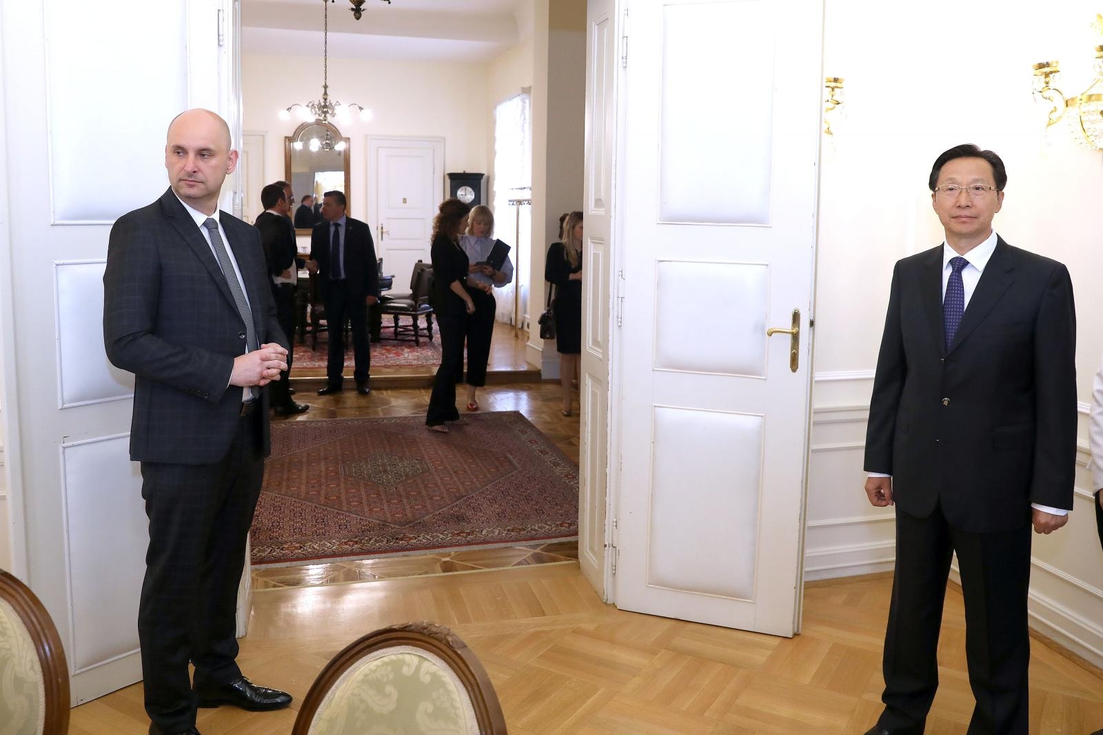 18.06.2019., Zagreb - Predsjednik Vlade Andrej Plenkovic primio je u Banskim dvorima ministra poljoprivrede i ruralnih poslova  Narodne Republike Kine Han Changfua.
Photo: Patrik Macek/PIXSELL