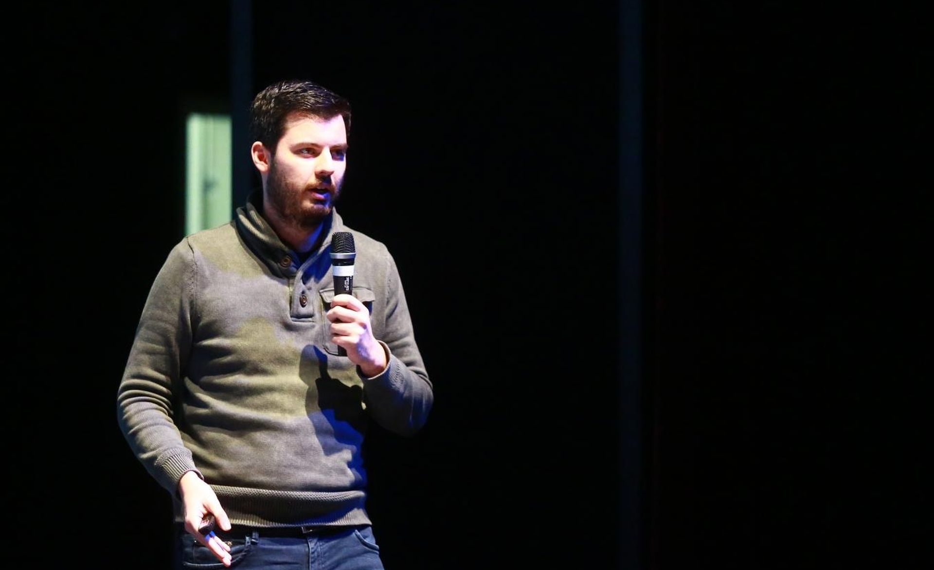 Zagreb: Mate Rimac gostovao na festivalu umjetnosti, robotike i novih tehnologija 21.1.2019., Zagreb - Na sestom medjunarodnom festivalu umjetnosti, robotike i novih tehnologija koji se odrzava u MSU, gostovao je Mate  Rimac.
Photo: Borna FilicPIXSELL