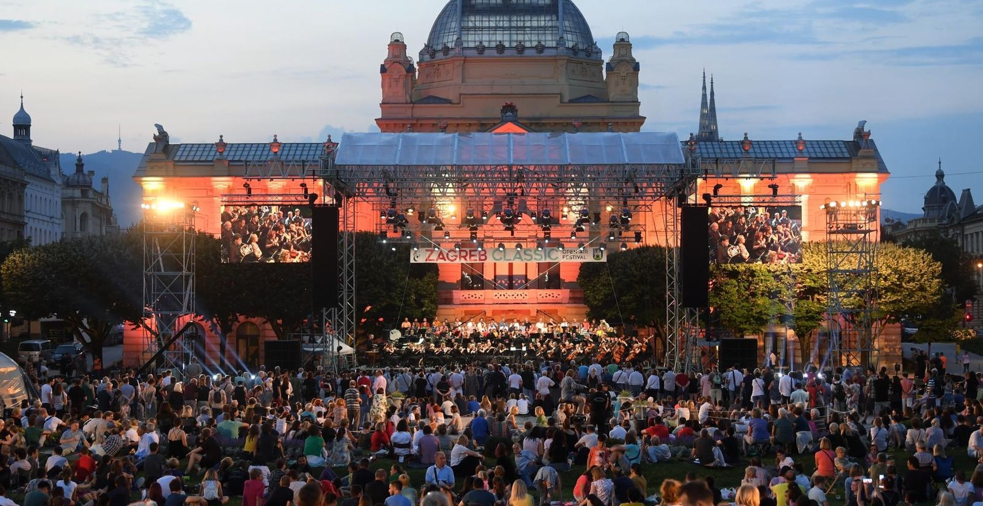 21.06.2019., Zagreb - Koncert Zbora i Simfonijskog orkestra HRT-a na Trgu kralja Tomislava u sklopu programa Zagreb Classic. Photo: Marko Lukunic/PIXSELL