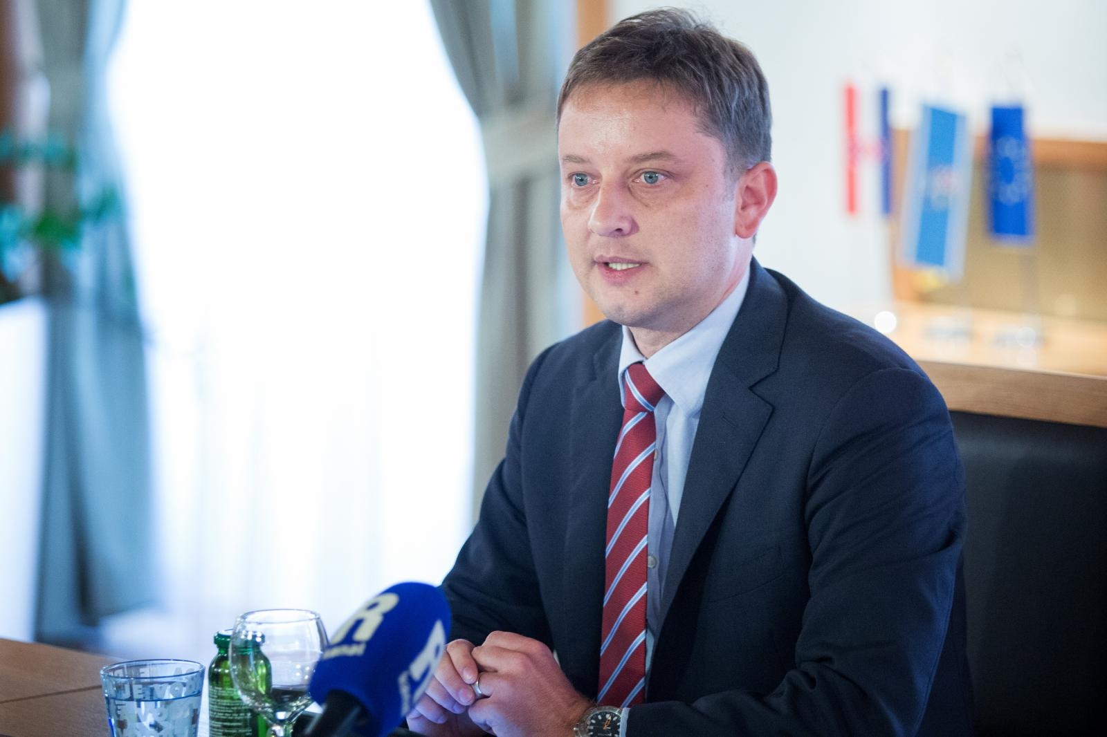 Rijeka: Konferencija za medije predsjednika Gradskog vijeća Grada Rijeke 25.09.2018. Rijeka - Konferencija za medije predsjednika Gradskog vijeca Grada Rijeke Andreja Poropata.
Photo: Nel Pavletic/PIXSELL