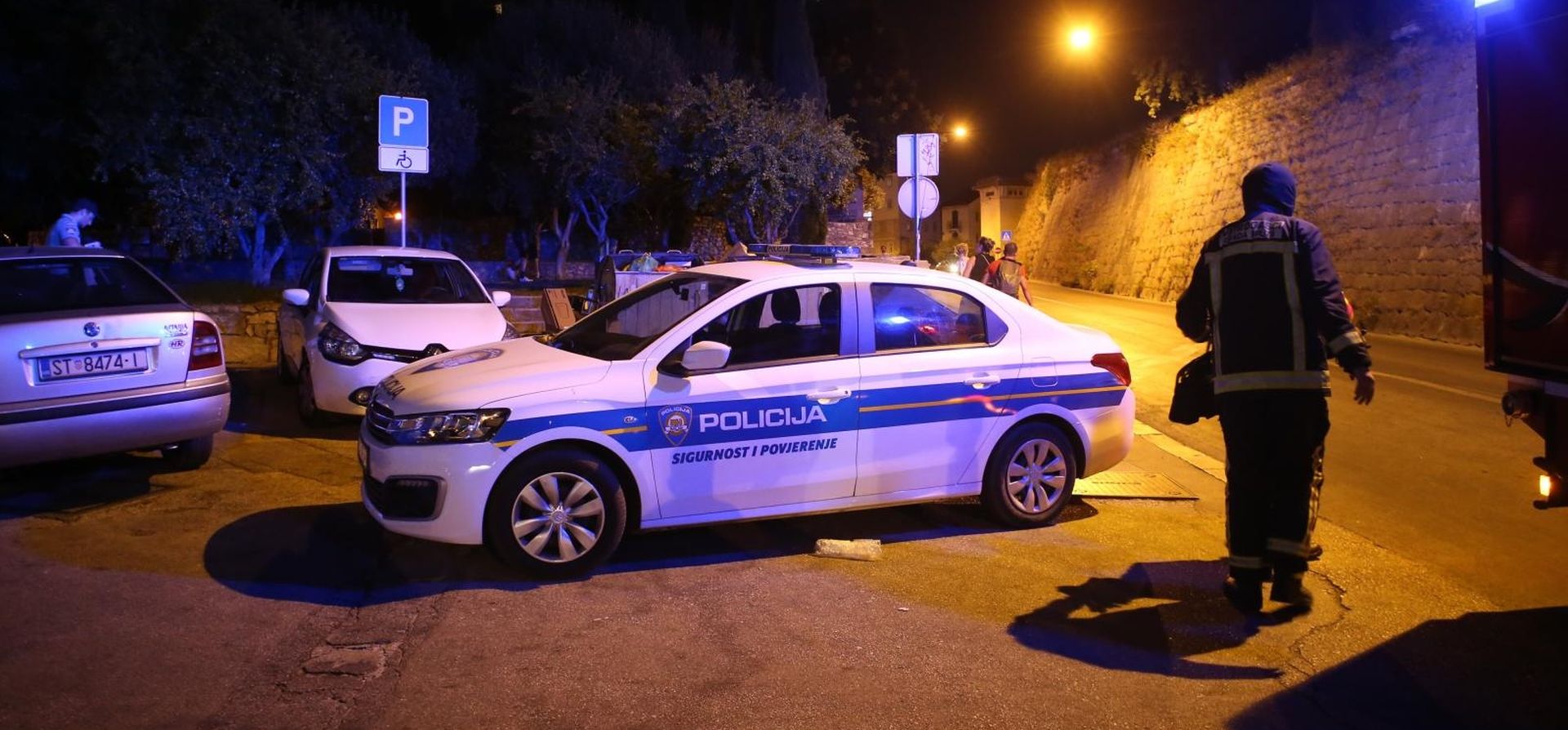 26.06.2019., Split - Oko 20 sati nepoznati muskarac nozem je ozlijedio 53-godisnjaka na Kruscevica gumnu. Photo: Ivo Cagalj/PIXSELL