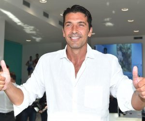 epa07693815 Italian goalkeeper Gianluigi Buffon meets the crowds as he arrives for medical examinations at Juventus Medical Center in Turin, Italy, 04 July 2019. Gianluigi Buffon is back at Juventus after one season away at Paris Saint-Germain.  EPA/Alessandro Di Marco