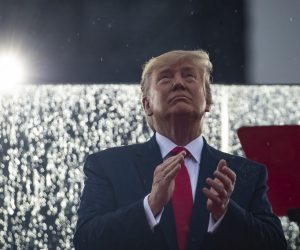 epa07695984 US President Donald Trump attends the Fourth of July celebration event in Washington, DC, USA, 04 July 2019. The 'Salute to America' Fourth of July activities include remarks by US President Donald J. Trump, a parade, military flyovers and fireworks.  EPA/AL DRAGO / POOL