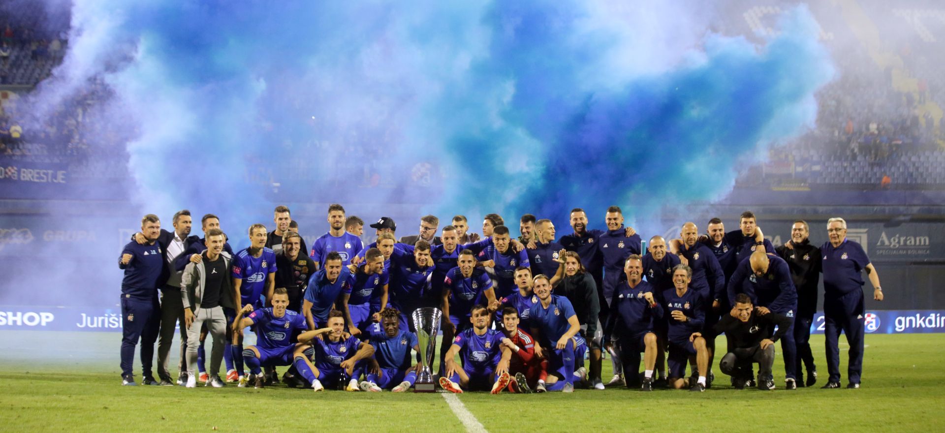 Zagreb, 13.7.2019 - Nogometai zagrebaèkog Dinama pobjednici su Superkupa nakon to su u dvoboju igranom na stadionu Maksimir pred 5.000 gledatelja pobijedili Rijeku sa 1-0.
foto HINA/ Daniel KASAP/ ua