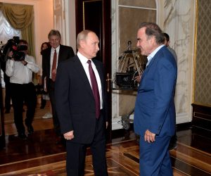 epa07728605 US film director and screenwriter Oliver Stone (R) interviews Russian President Vladimir Putin for his Revealing Ukraine documentary at the Kremlin in Moscow, Russia, late 19 July 2019.  EPA/ALEXEY DRUZHINYN /SPUTNIK/KREMLIN POOL MANDATORY CREDIT