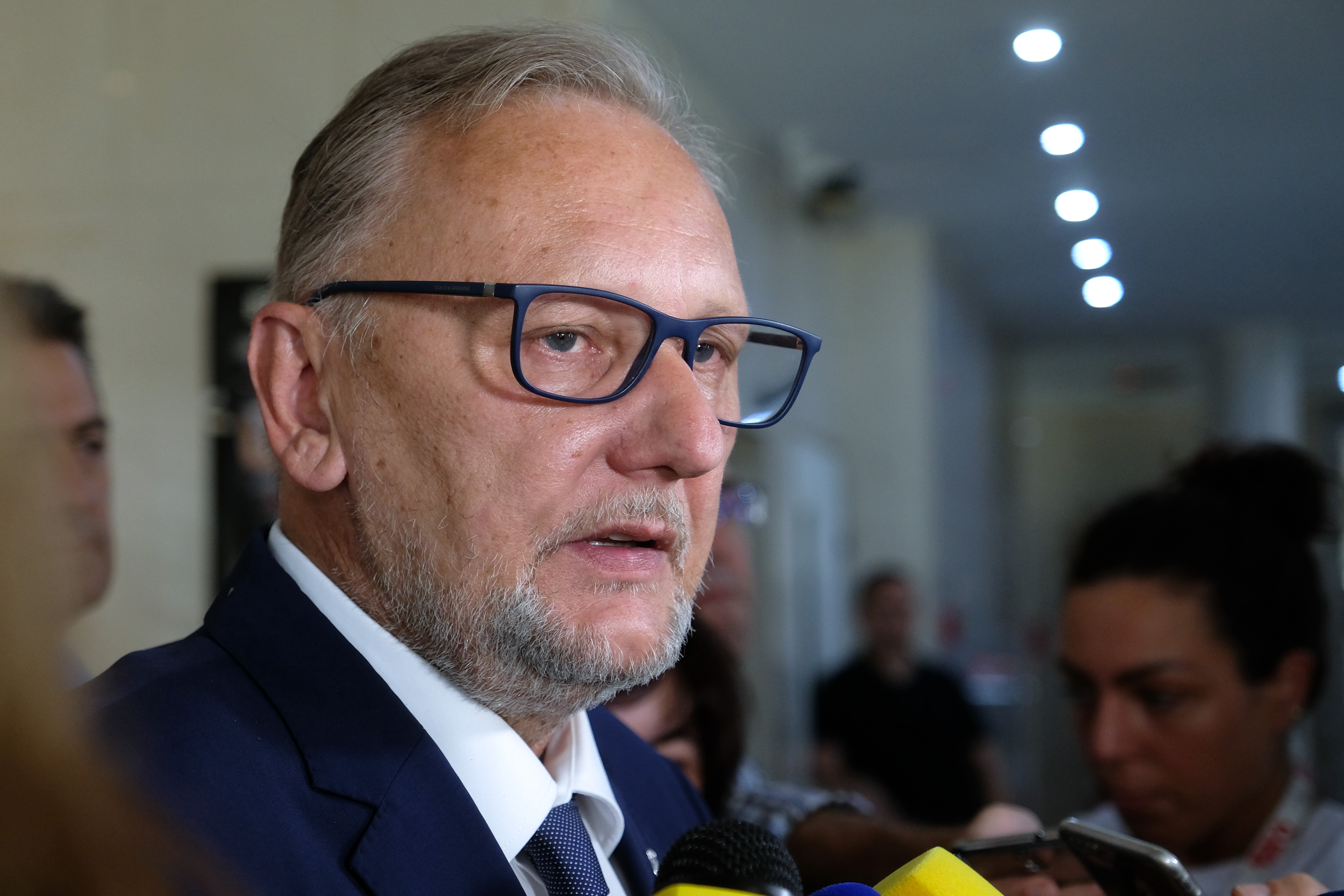 Zagreb, 24.07.2019.-  U Ravnateljstva policije održao se radni sastanak službi za sigurnost cestovnog prometa svih policijskih uprava u Republici Hrvatskoj. U uvodnom izlaganju predstavljeno je stanje sigurnosti u prometu u prvom polugodištu 2019. godine te razlozi za donošenje izmjena i dopuna Zakona o sigurnosti prometa na cestama koje uskoro stupaju na snagu.
Na fotografiji Davor Božinović.
foto HINA/ Edvard ŠUŠAK/ es