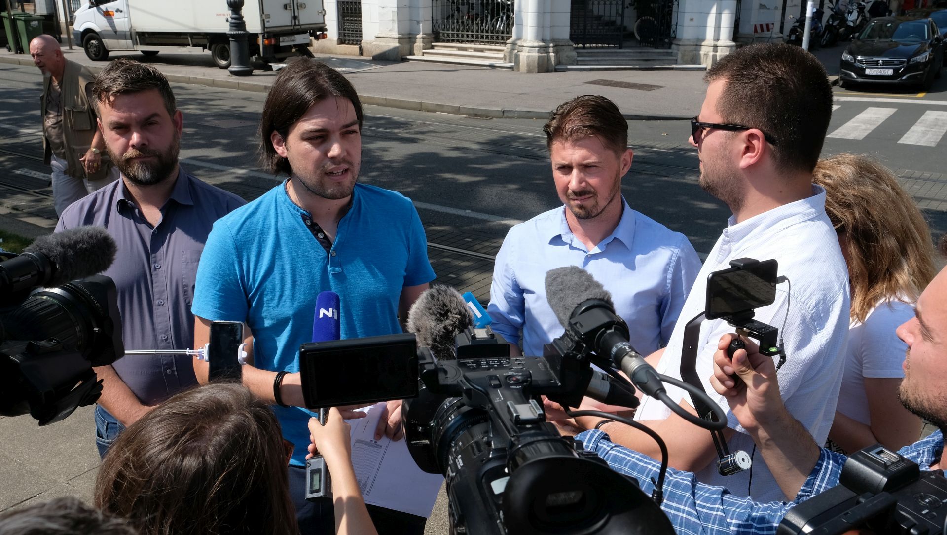 Zagreb, 30.07.2019. - Konferencija za medije Živog zida povodom sjednice Nadzornog odbora HBOR-a.
Na fotografiji Ivan Vilibor Sinčić.
foto HINA/ Edvard ŠUŠAK/ es