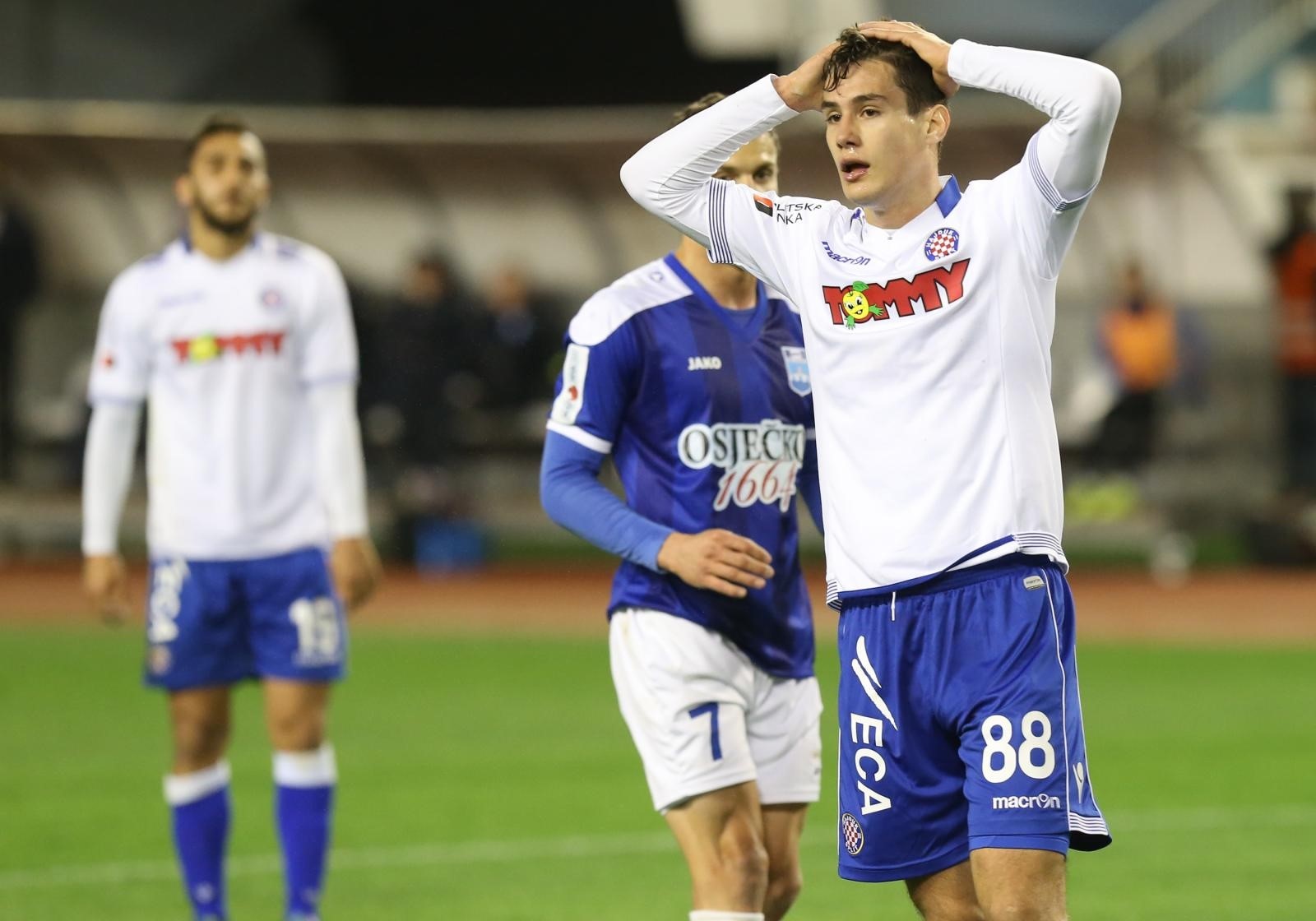 01.03.2016., stadion Poljud, Split - MAXtv 1. HNL, 25. kolo, HNK Hajduk - NK Osijek. Frane Vojkovic nakon promasaja. 
Photo: Ivo Cagalj/PIXSELL